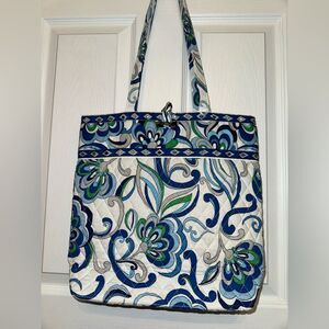 VERA BRADLEY Tote Bag in Mediterranean White Retired Fall 2008 Vintage